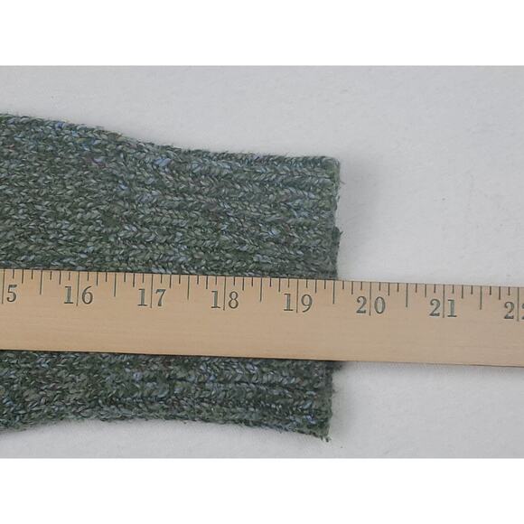 Appleseed's Women's Medium Green Cut Turtle Neck - Picture 7 of 9